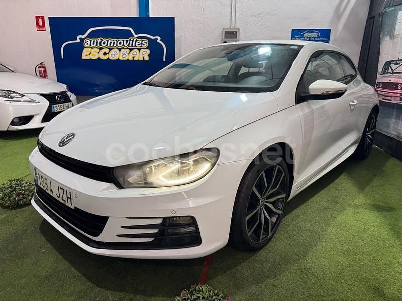 Blanco Usado 2017 VW Scirocco R-line Coupe | 16.500 € (Buen precio) - Imagen 1/4