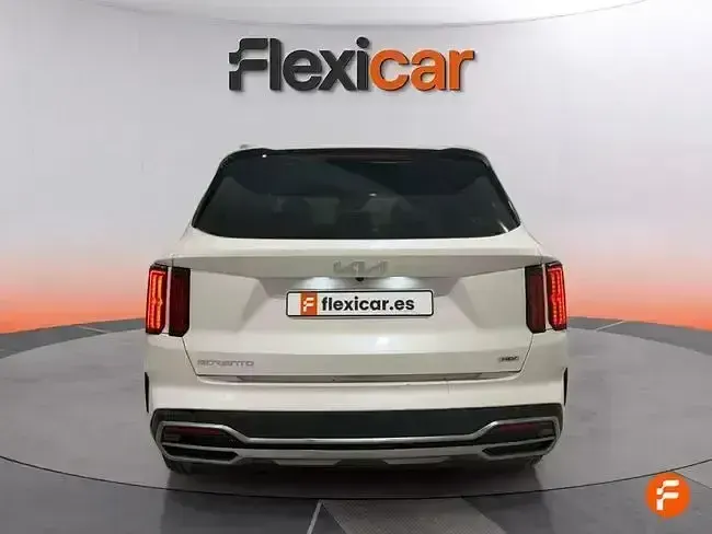 Usado Kia Sorento Plus 230 CV (169 kW) 2023 Blanco SUV
