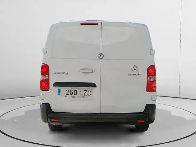 Usado Citroën Jumpy 103 CV (75 kW) 2021 Blanco Monovolumen