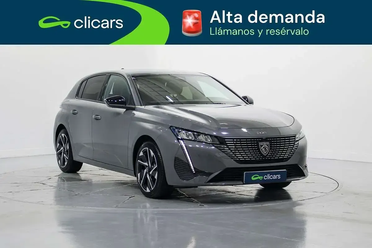 Usado Peugeot 308 Allure 131 CV (96 kW) 2024 Gris Utilitario