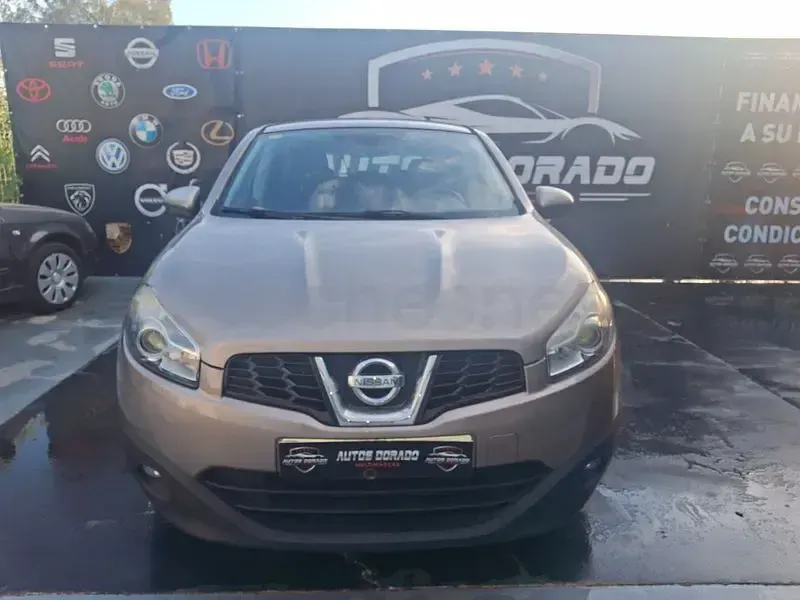 Usado Nissan Qashqai Acenta 106 CV (77 kW) 2010 Marrón SUV