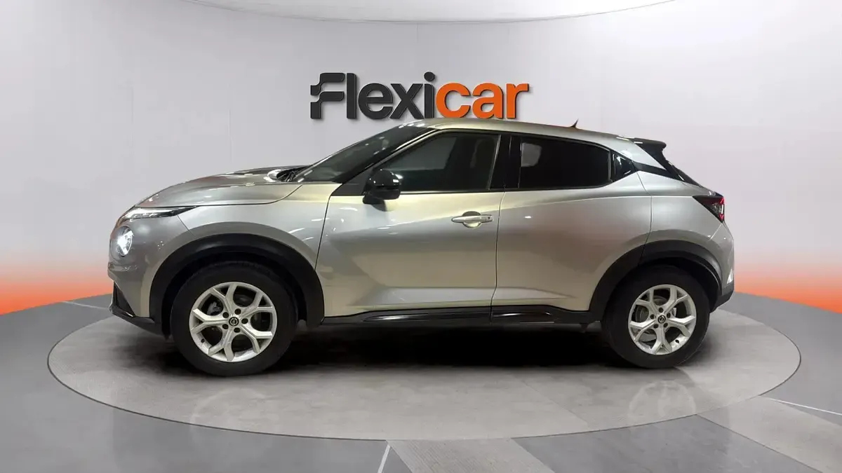 Usado Nissan Juke Acenta 117 CV (86 kW) 2020 Gris SUV