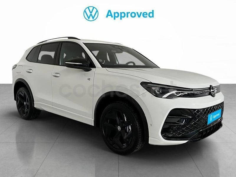 Usado VW Tiguan R-line 204 CV (150 kW) 2025 Blanco SUV