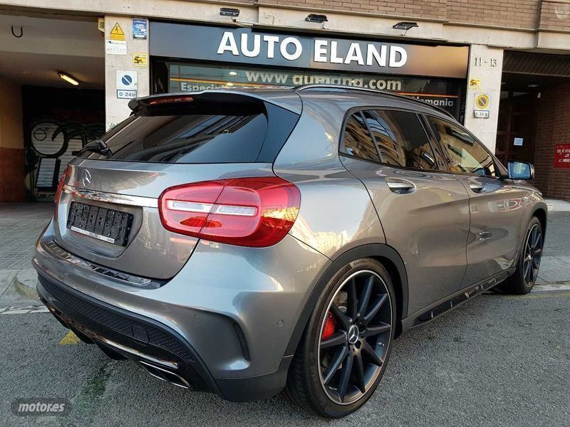 Gris Usado 2015 Mercedes GLA45 AMG AMG SUV | 36.900 € (Un poco caro) - Imagen 1/4