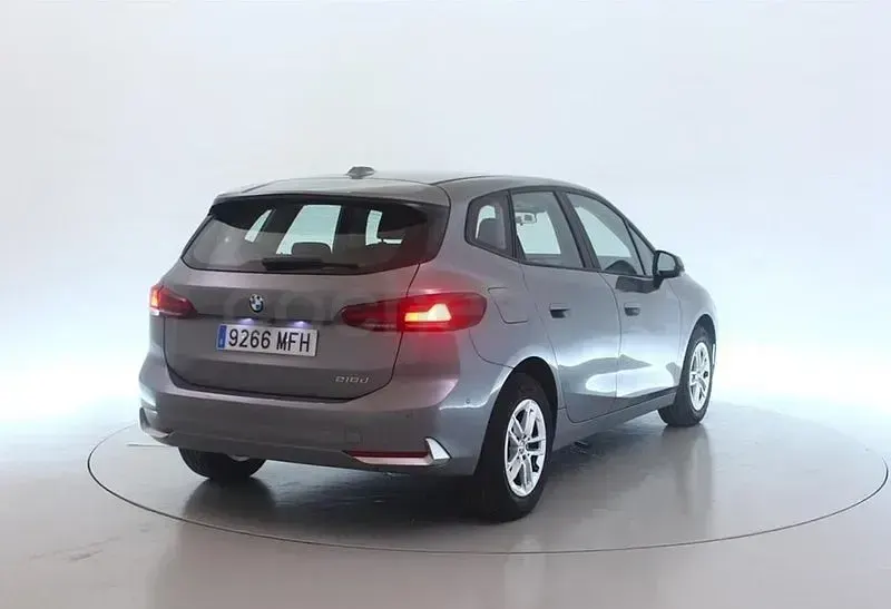Usado BMW 218 150 CV (110 kW) 2023 Gris / plata Coupe