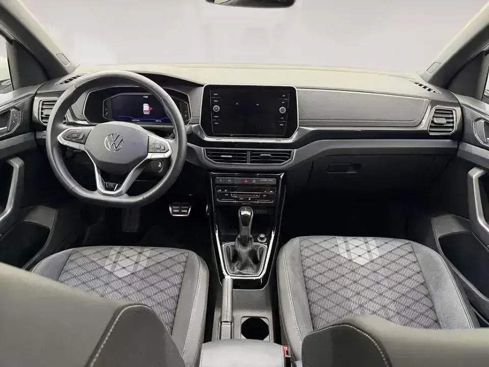 Usado VW T-Cross R-line 116 CV (85 kW) 2025 Blanco SUV
