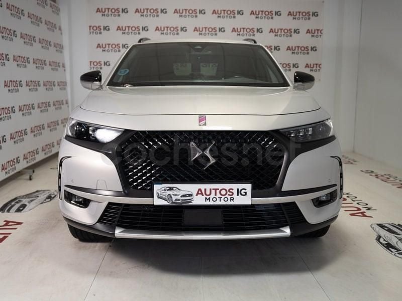 Usado DS Automobiles DS7 Crossback 130 CV (95 kW) 2022 Gris / plata SUV