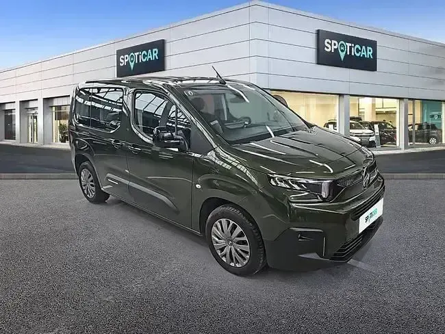 Usado Citroën Berlingo 102 CV (75 kW) 2025 Verde Monovolumen