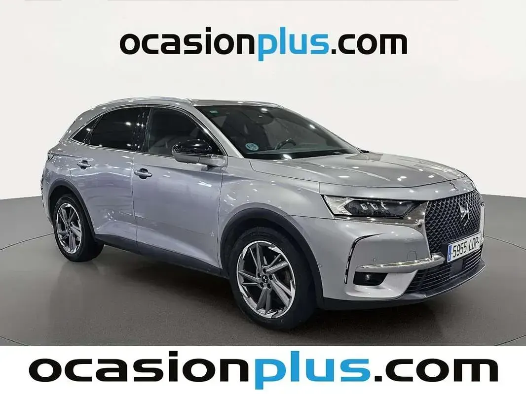 Usado DS Automobiles DS7 Crossback So Chic 180 CV (132 kW) 2019 Gris SUV
