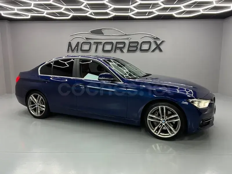 Usado BMW 330 258 CV (189 kW) 2018 Azul Berlina