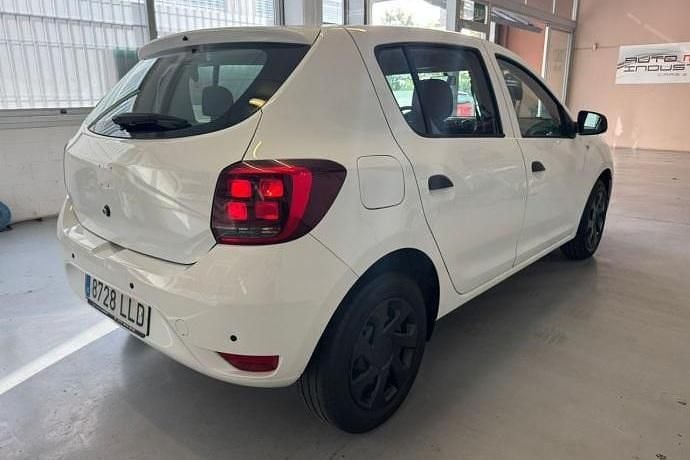 Usado Dacia Sandero Essentiel 101 CV (74 kW) 2020 Utilitario