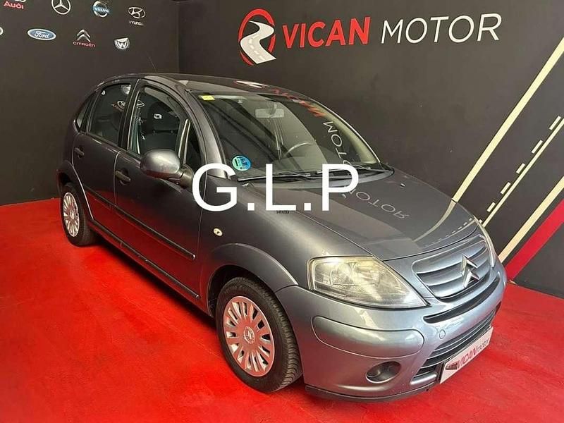 Usado Citroën C3 Furio 61 CV (44 kW) 2008 Gris / plata Utilitario