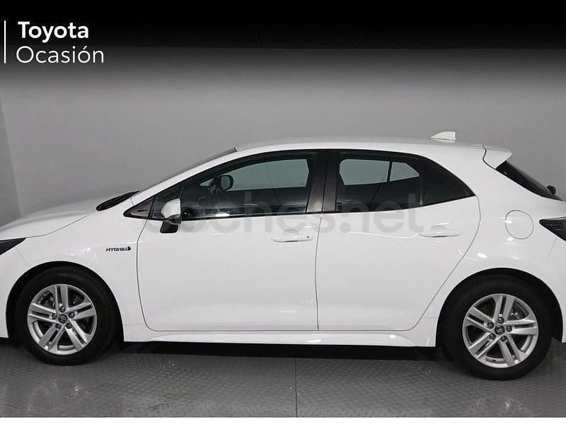 Usado Toyota Corolla Active 122 CV (89 kW) 2022 Blanco Berlina