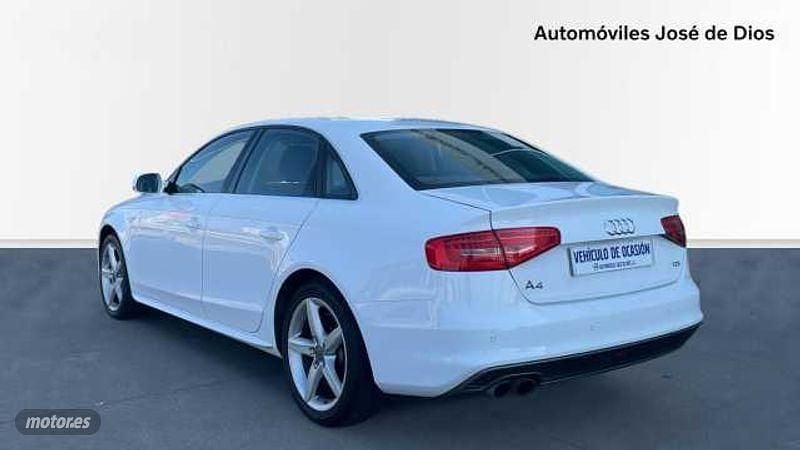 Usado Audi A4 S-Line 2015 Blanco Berlina