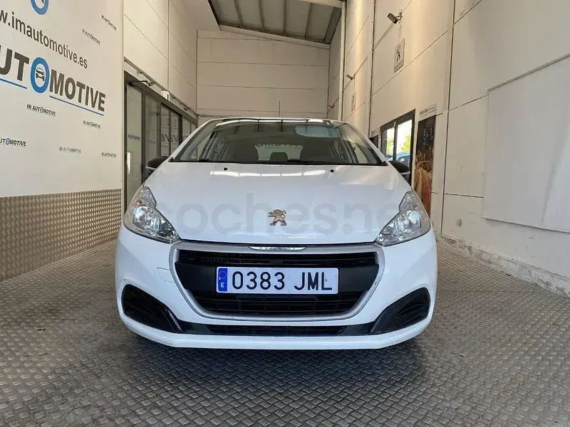 Usado Peugeot 208 Business-Line 75 CV (55 kW) 2016 Blanco Utilitario