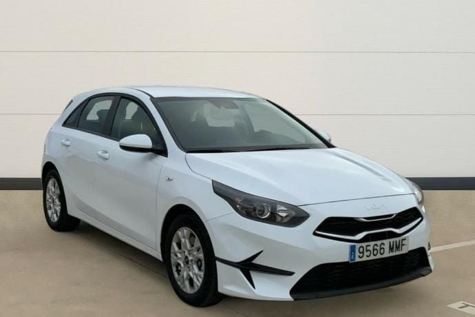 Usado 2023 Kia Ceed Utilitario | 18.400 € (Precio justo) - Imagen 1/4