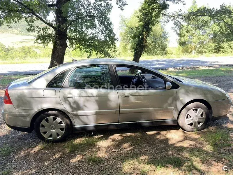 Usado Citroën C5 Exclusive 138 CV (101 kW) 2005 Gris / plata Berlina