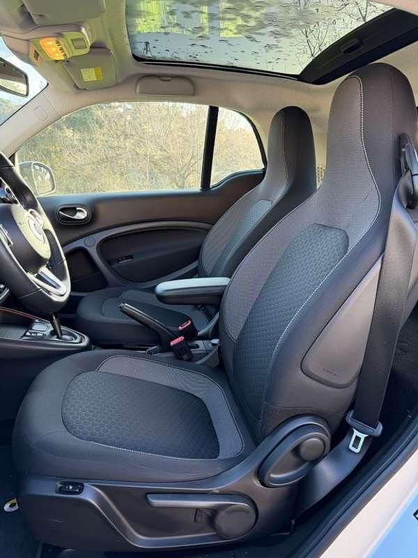Usado Smart ForTwo Coupé 60 kW (82 CV) 2021 Azul Coupe
