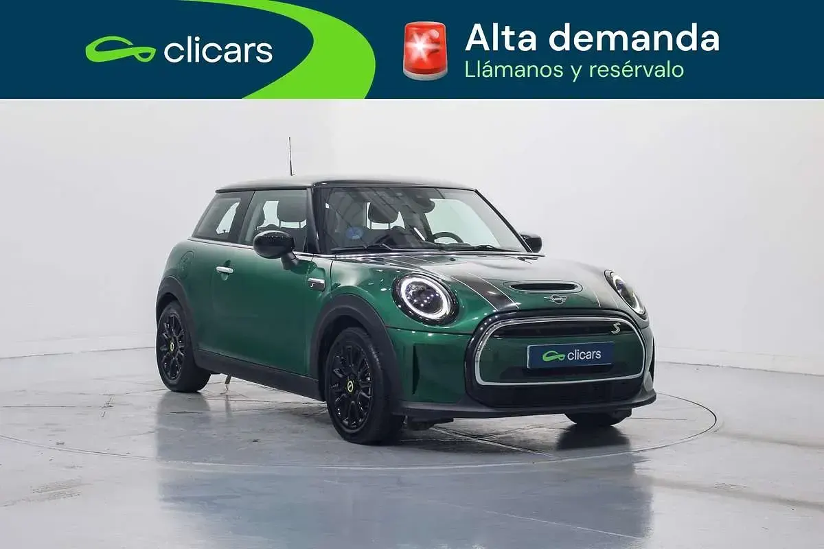 Usado Mini Cooper SE 135 kW (184 CV) 2023 Verde Utilitario