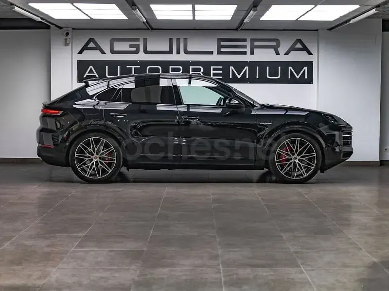 Usado Porsche Cayenne 519 CV (381 kW) 2025 Negro SUV