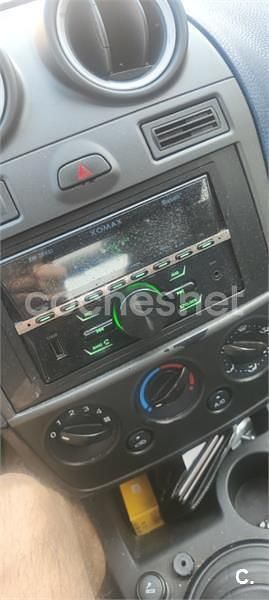 Azul Usado 2008 Ford Fiesta Futura Utilitario | 2300 € (Precio justo) - Imagen 1/4