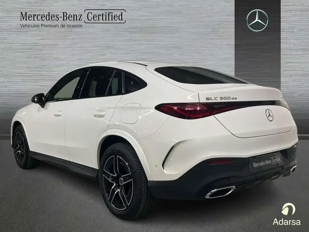 Usado Mercedes GLC300de AMG line 197 CV (144 kW) 2025 SUV