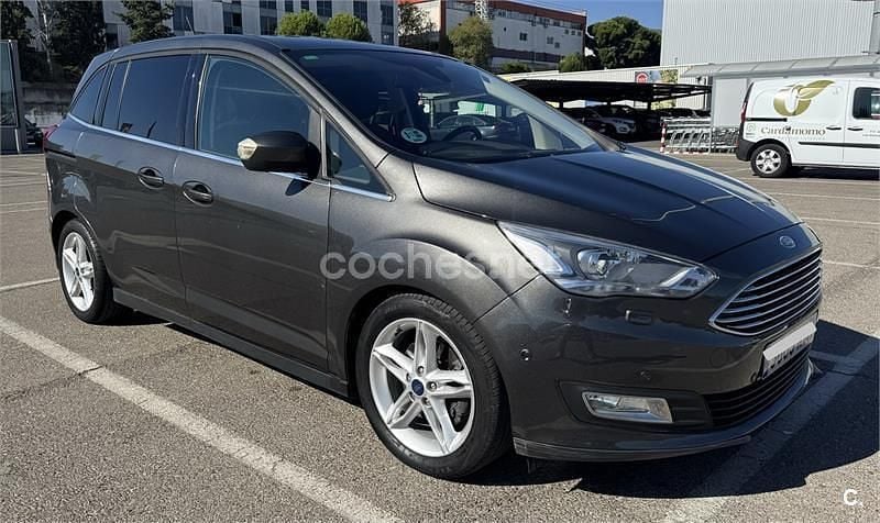 Gris / plata Usado 2017 Ford Grand C-Max Titanium Monovolumen | 10.900 € (Buen precio) - Imagen 1/4