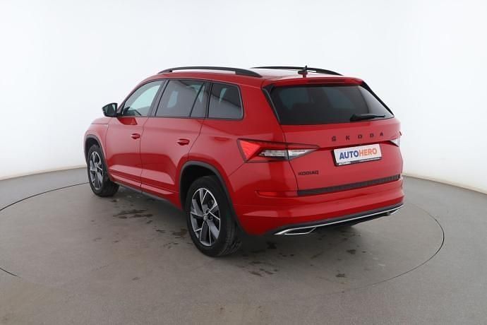 Usado Skoda Kodiaq SportLine 193 CV (141 kW) 2020 Rojo SUV