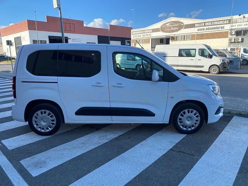 Usado Opel Combo Life Selective 102 CV (75 kW) 2019 Blanco Monovolumen