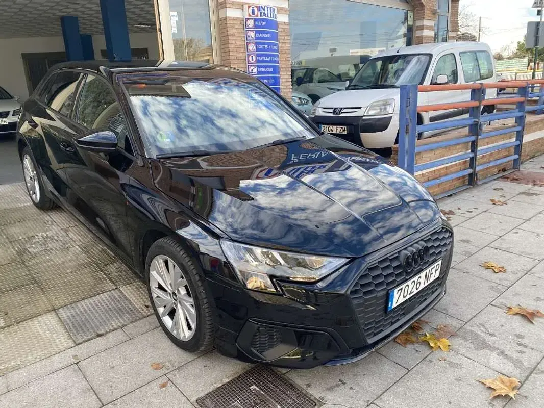 Usado Audi A3 Sportback S-Line 150 CV (110 kW) 2021 Negro Utilitario