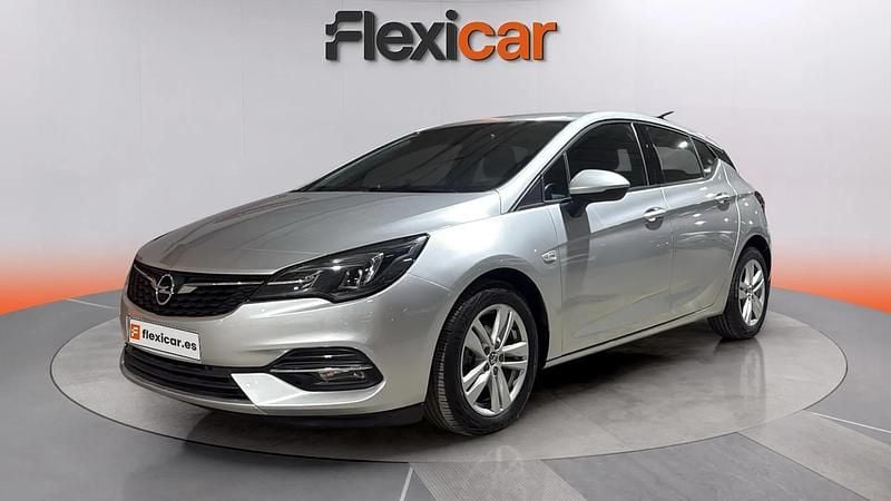 Usado Opel Astra GS Line 131 CV (96 kW) 2020 Gris Utilitario
