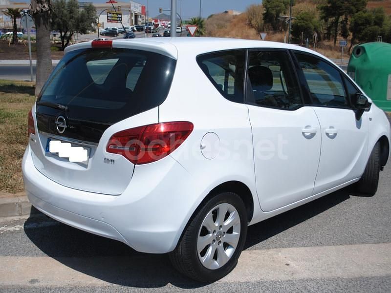 Usado Opel Meriva Enjoy 110 CV (80 kW) 2010 Blanco Monovolumen