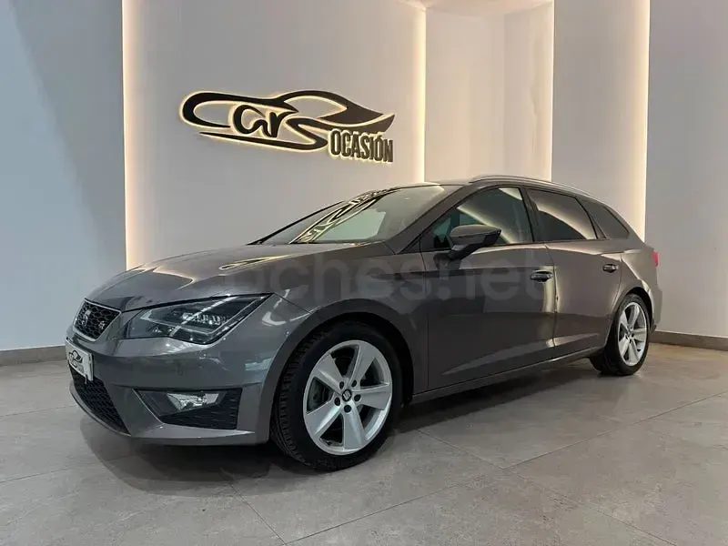 Usado Seat Leon FR 184 CV (135 kW) 2015 Gris / plata Familiar