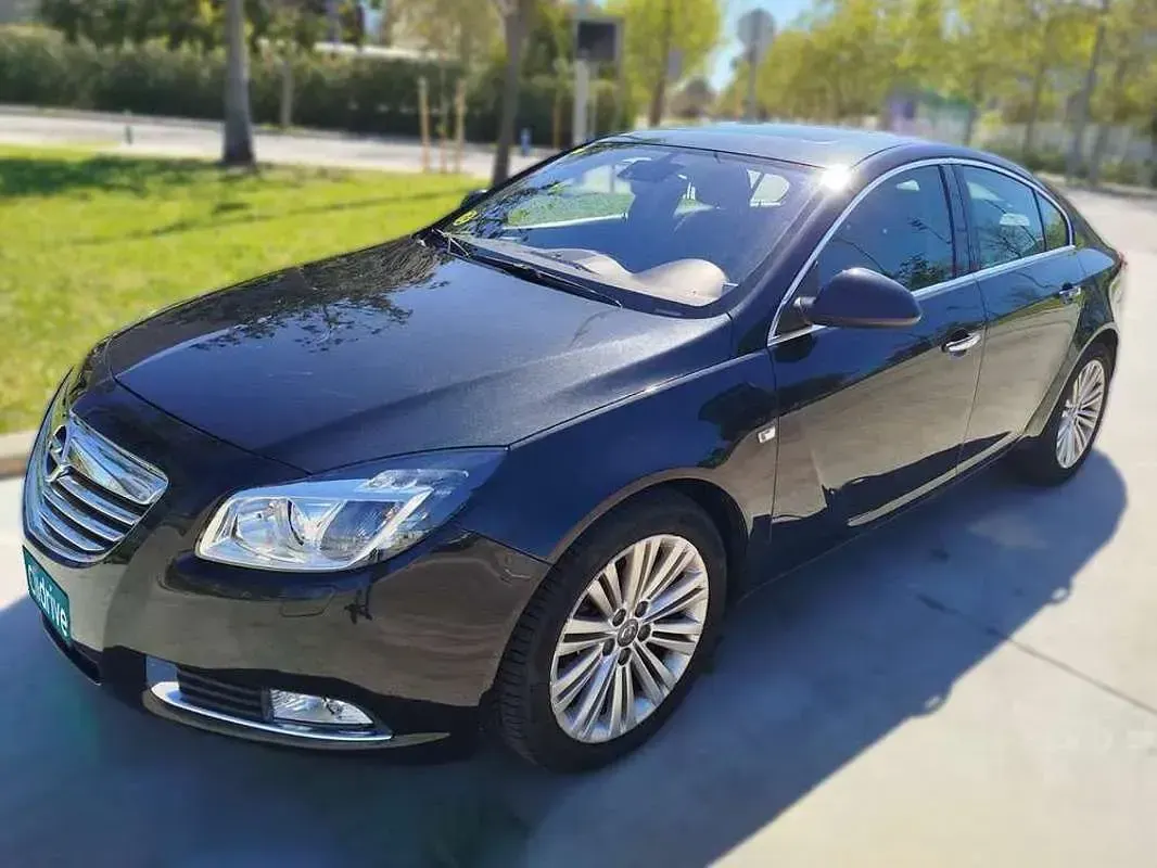 Usado Opel Insignia Excellence 131 CV (96 kW) 2013 Negro Berlina