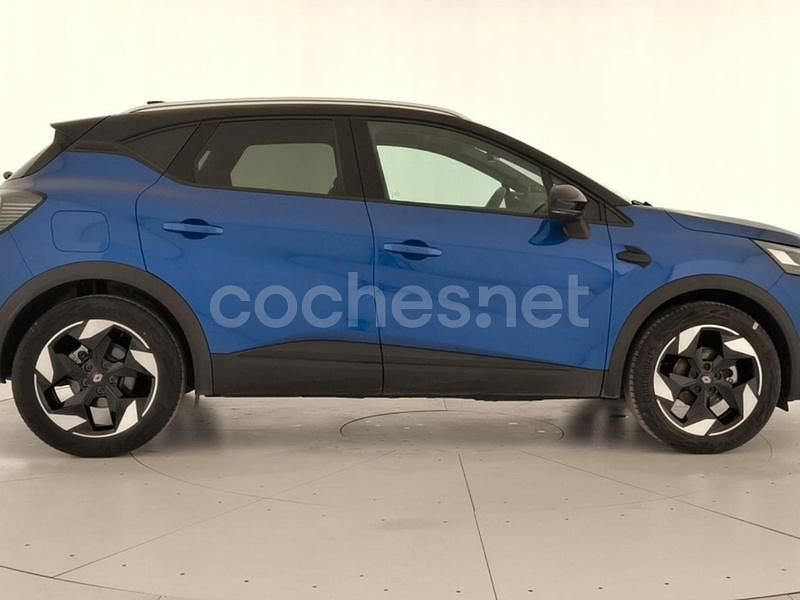 Usado Renault Captur Techno 100 CV (73 kW) 2025 Azul SUV