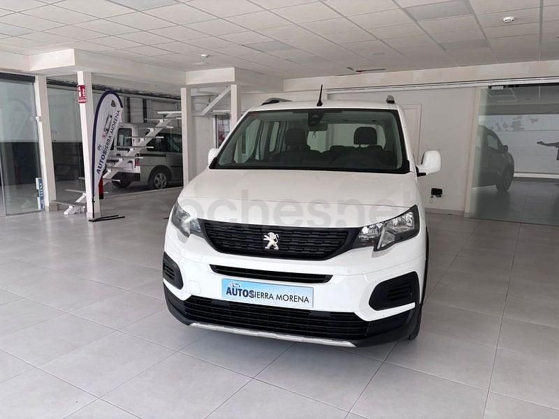 Usado Peugeot Rifter Active 100 CV (73 kW) 2020 Blanco Monovolumen