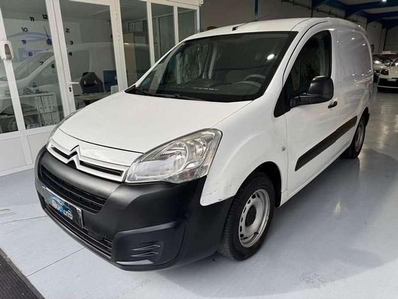 Usado Citroën Berlingo 73 CV (53 kW) 2018 Blanco Monovolumen