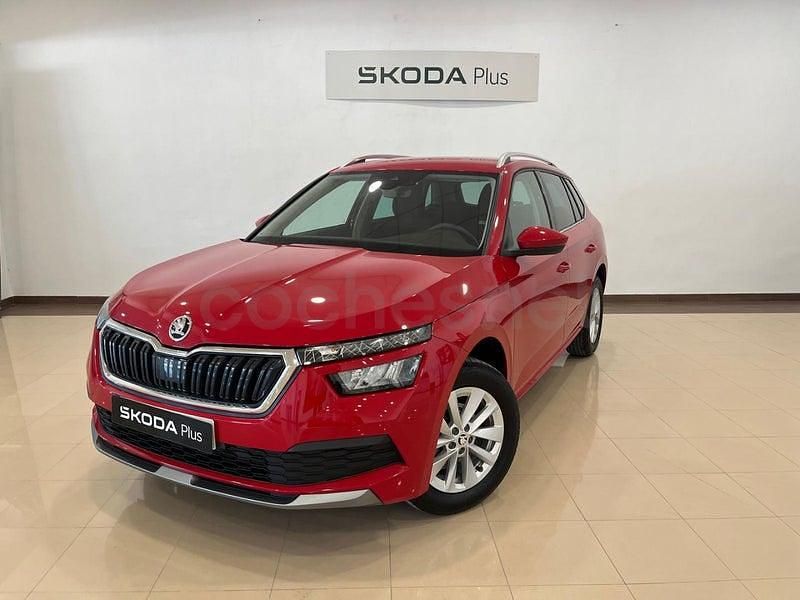 Usado Skoda Kamiq Ambition 110 CV (80 kW) 2024 Rojo SUV