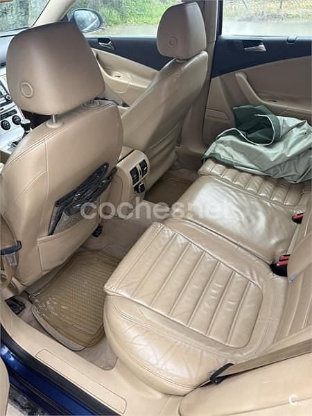 Usado VW Passat Advance 140 CV (102 kW) 2006 Azul Familiar