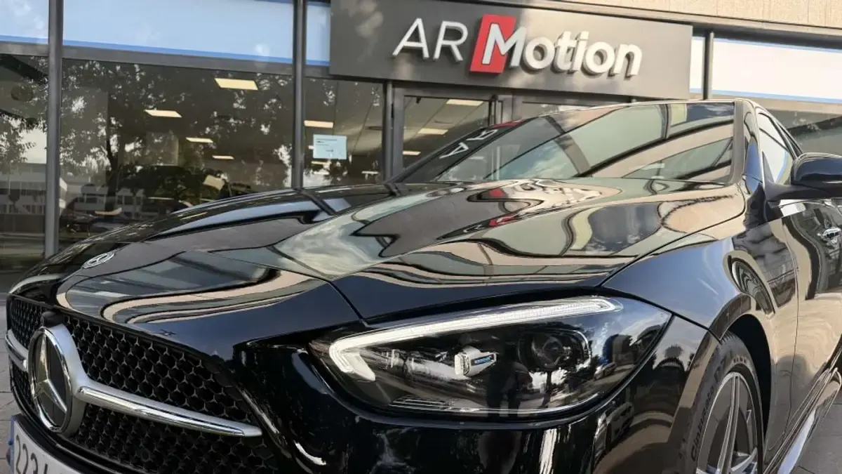 Usado Mercedes C220 200 CV (147 kW) 2022 Negro Berlina