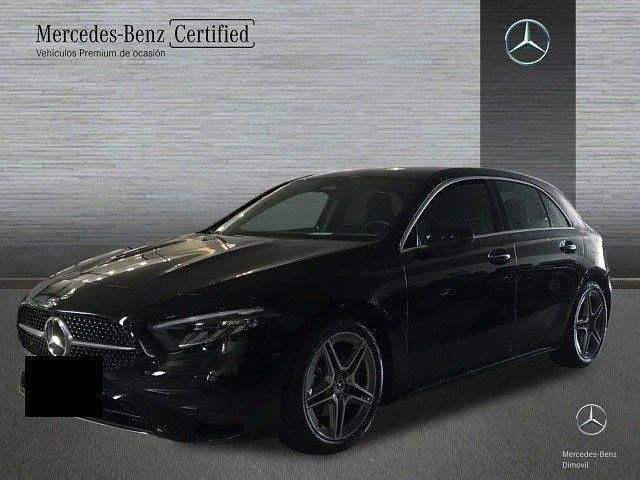 Negro cosmos Usado 2022 Mercedes A180 AMG line | 32.500 € (Un poco caro) - Imagen 1/4