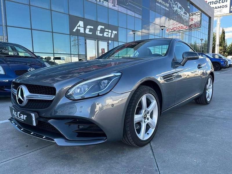 Usado Mercedes SLC200 184 CV (135 kW) 2018 Gris Coupe