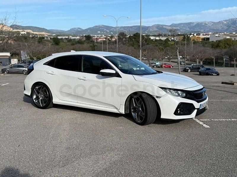 Usado Honda Civic Elegance 129 CV (94 kW) 2019 Blanco Berlina