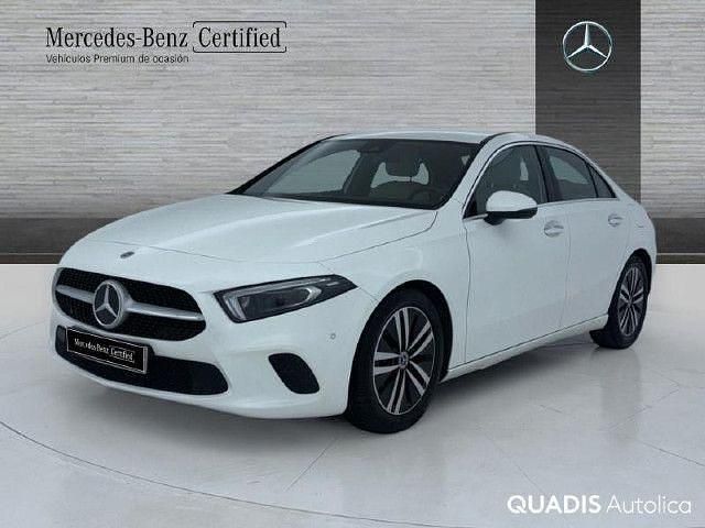 Usado Mercedes A200 Progressive 150 CV (110 kW) 2022 Blanco polar