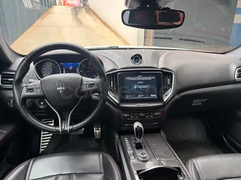 Usado Maserati Ghibli 275 CV (202 kW) 2018 Blanco Berlina