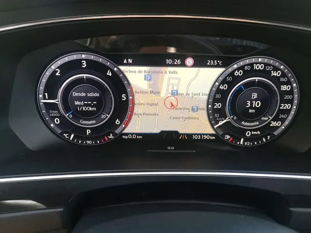Usado VW Tiguan Sportline 190 CV (139 kW) 2017 Blanco SUV