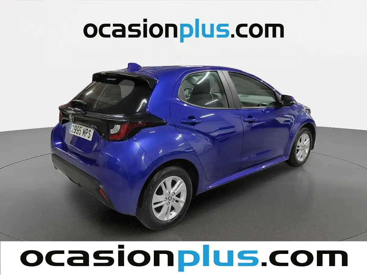 Usado Toyota Yaris Edition 125 CV (91 kW) 2024 Azul Utilitario