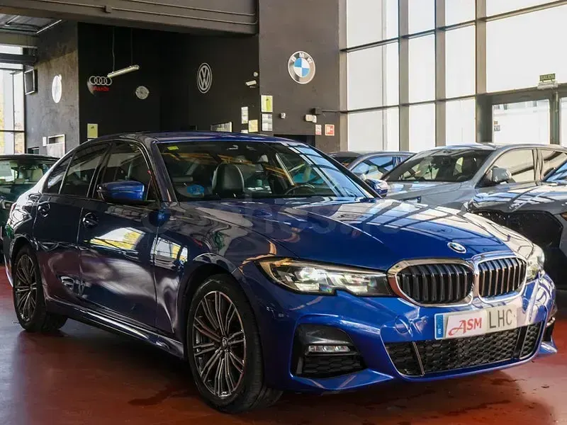 Usado BMW 330e Sport Line 292 CV (214 kW) 2020 Azul Berlina