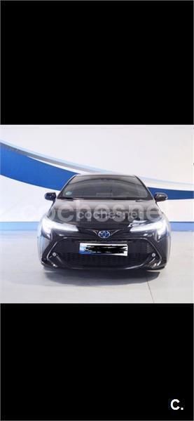 Usado Toyota Corolla Active 122 CV (89 kW) 2019 Negro Berlina