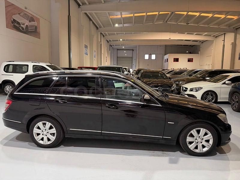 Usado Mercedes C200 Avantgarde 136 CV (100 kW) 2008 Negro Familiar